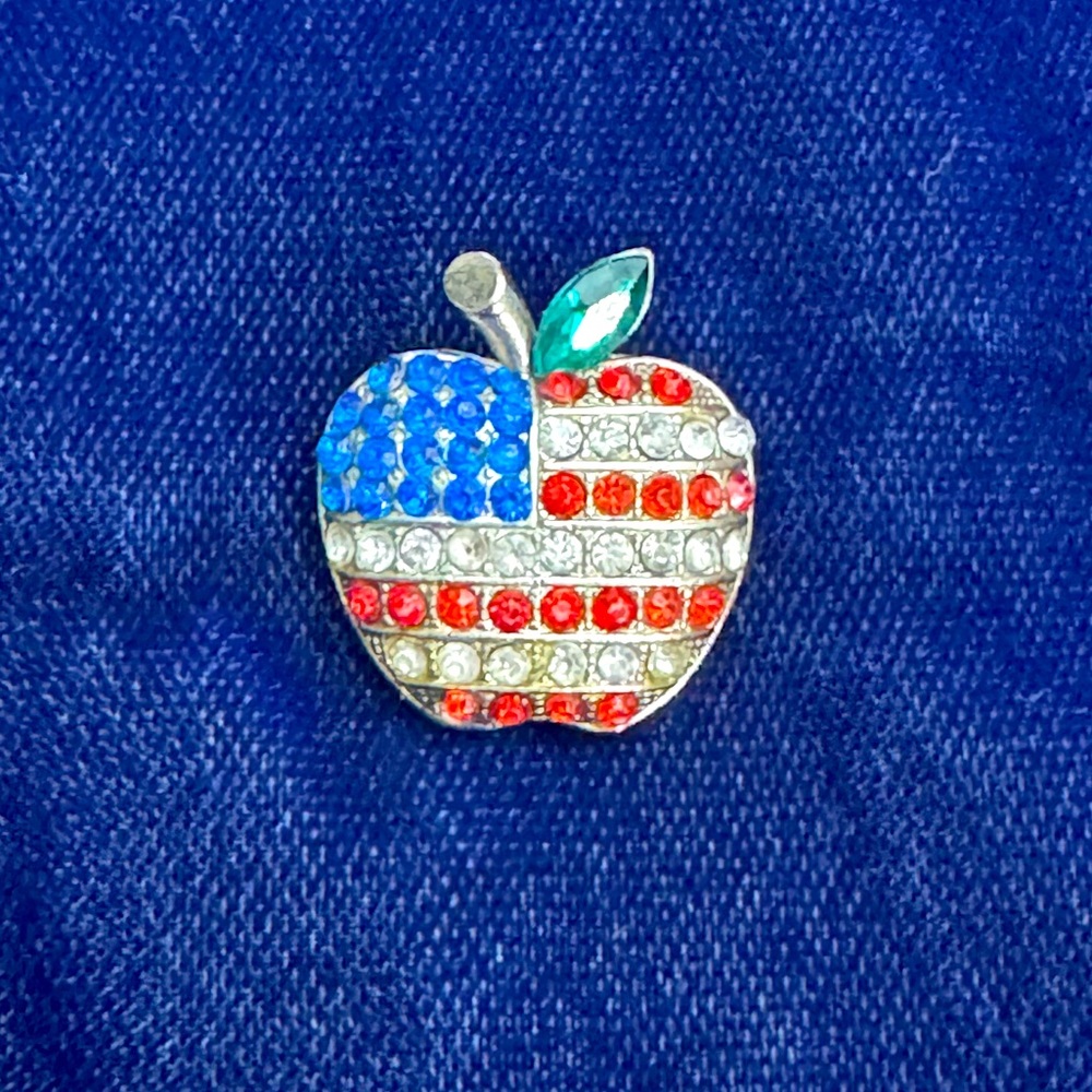 Silver Tone American Flag Apple Brooch Red White & Blue Rhinestones Green Stem